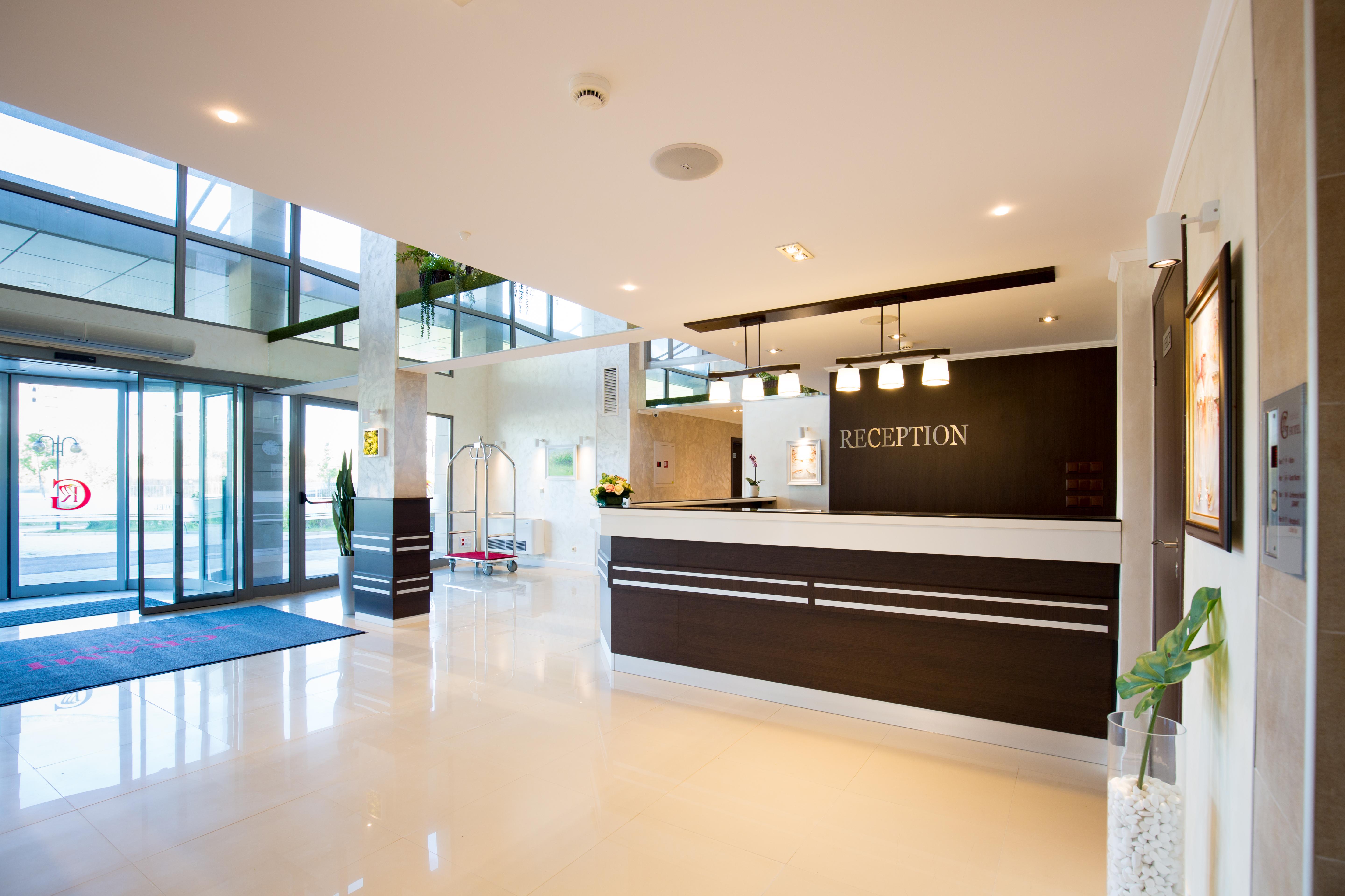 Grami Hotel โซเฟีย ภายนอก รูปภาพ