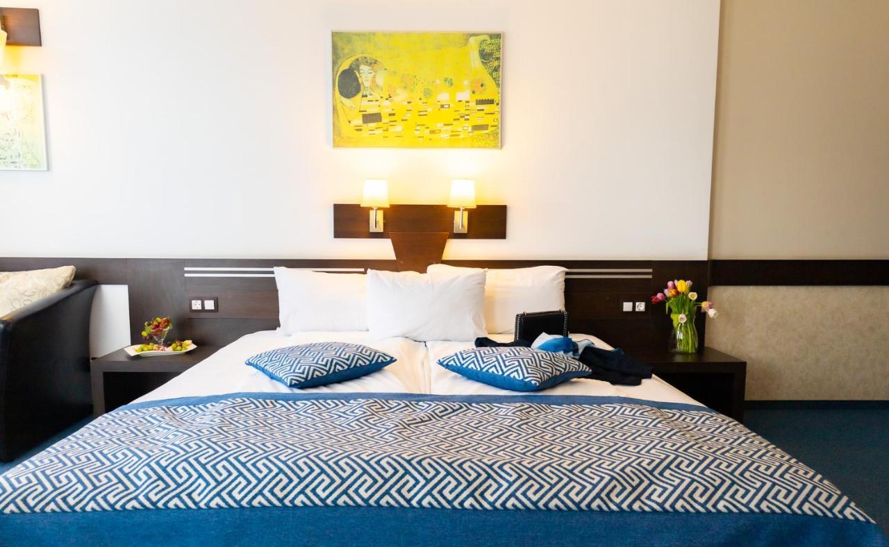 Grami Hotel โซเฟีย ภายนอก รูปภาพ