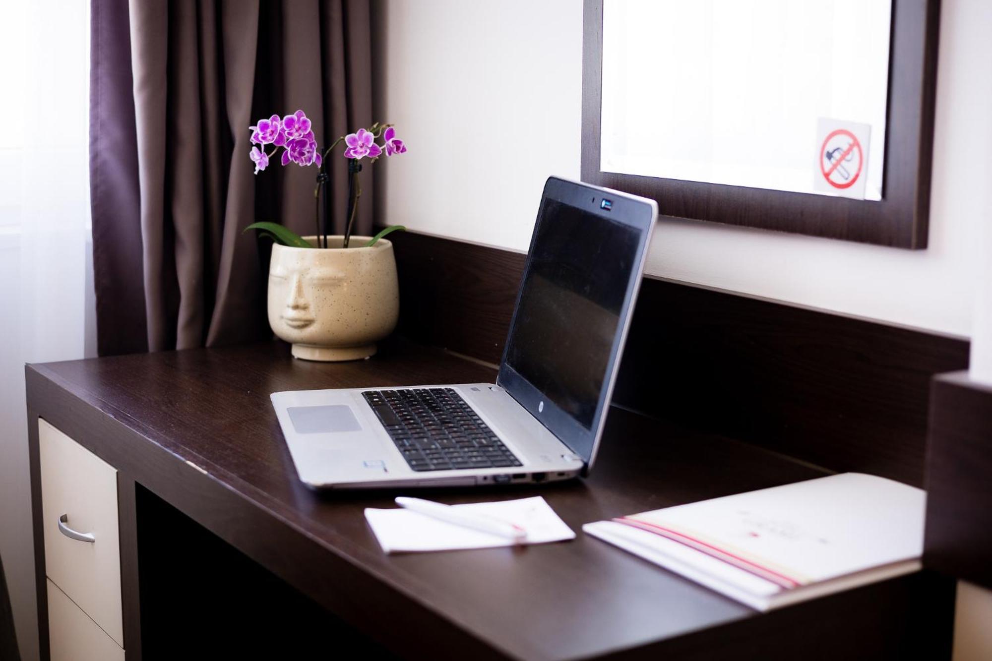 Grami Hotel โซเฟีย ภายนอก รูปภาพ
